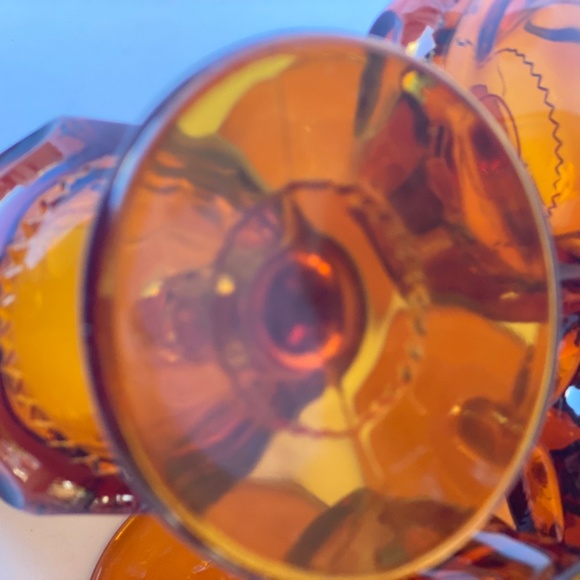 1960s Amber Set of 4 King’s Crown Thumbprint Wine Goblets - Picture 5 of 7